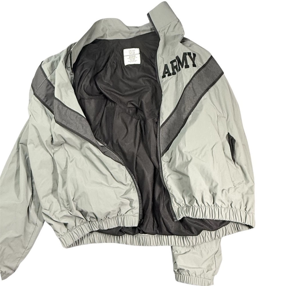 Vintage US Army IPFU Jacket Medium Regular Gray Reflective Windbreaker EUC​